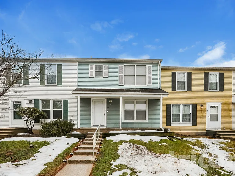 13 Craftsman Ct — Photo 1