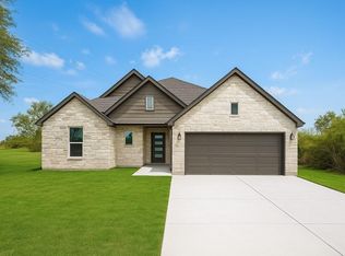 513 Oleander St, Prairie View, TX 77484