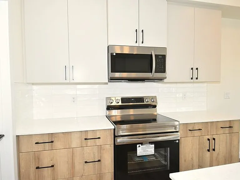 2133 5th Ave SW — Photo 11
