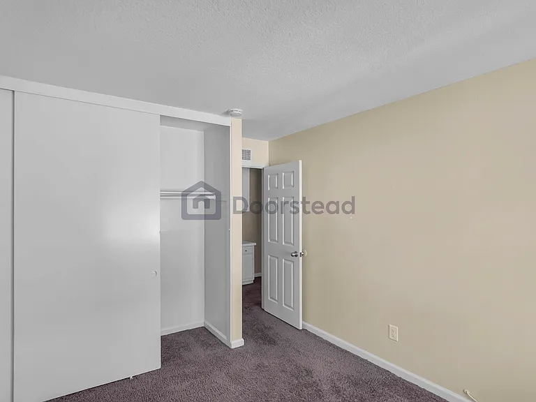 2521 W Sunflower Ave #J12 — Photo 20
