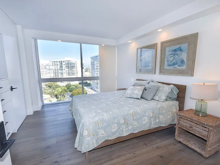 1810 Avenida Del Mundo #1007 — Photo 14
