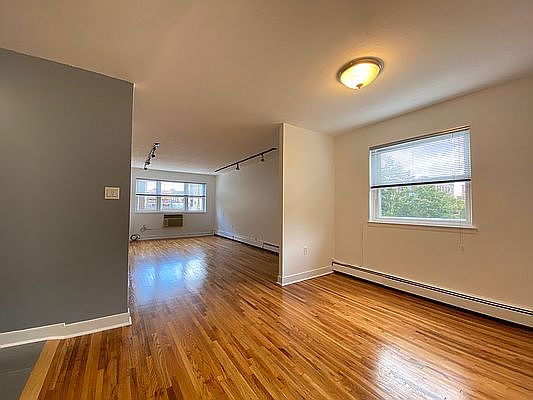 5th image of 30-64 30th St #3F
