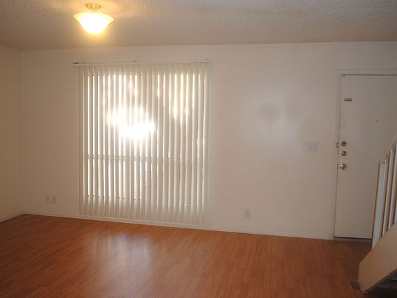2nd image of 3522 W Dunlap Ave #181