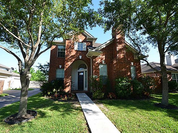 SPECTACULAR 3 BEDROOM, 2.5 BATH, BRICK HOME IN THE GATED COMMUNITY OF TIMEBERGATE.