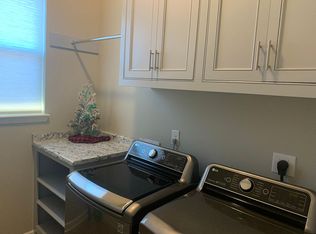 324 Stoneleigh Rd, Simpsonville, SC 29681