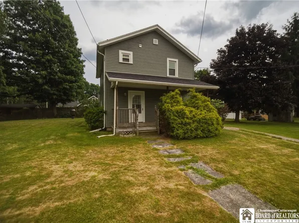 9 E 10th St, Jamestown, NY 14701