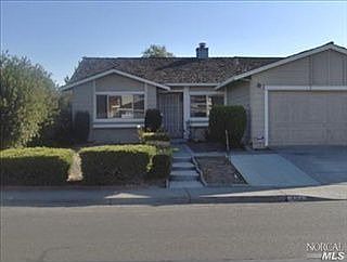 2nd image of 903 Towhee Way