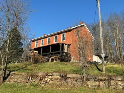 745 Barkley Rd, Harmony, PA, 16037