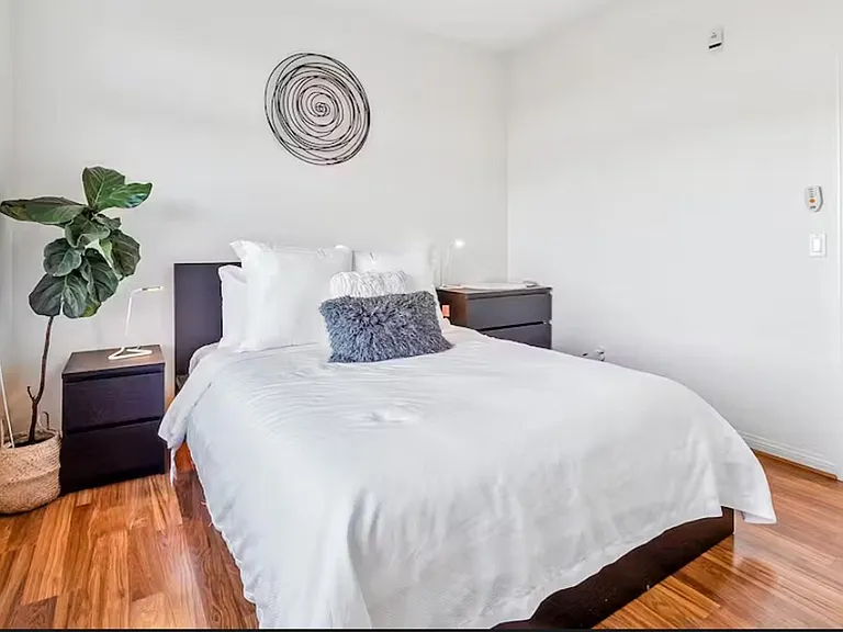 760 Harbor Cliff Way #118 — Photo 10