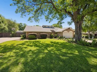 1203 Oakwood Trl, Southlake, TX 76092