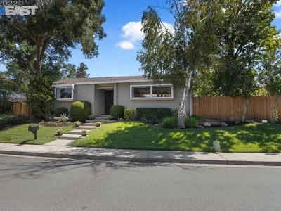 (Undisclosed Address), Danville, CA, 94526