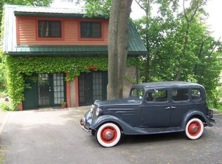 406 S Aurora St #1, Ithaca, NY 14850