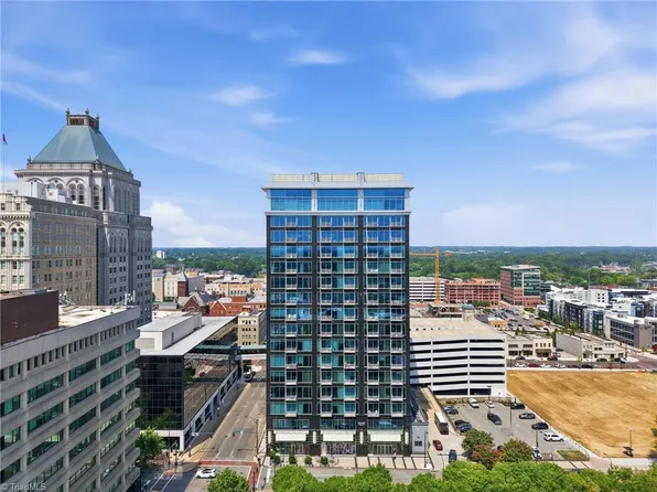 201 S Elm St #901, Greensboro, NC 27401