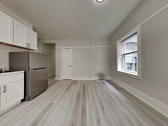 5th image of 1029 Geary St APT 26
