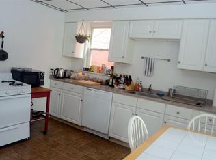 418 Washington St #3, Somerville, MA 02143