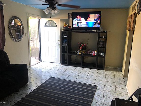 5th image of 2618 N 71st Pl