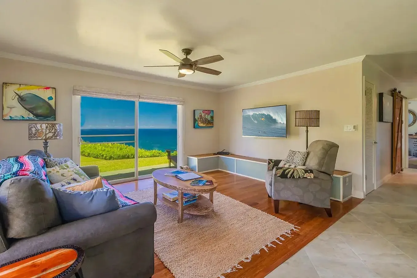 2 bed, $10,500 — Photo 1