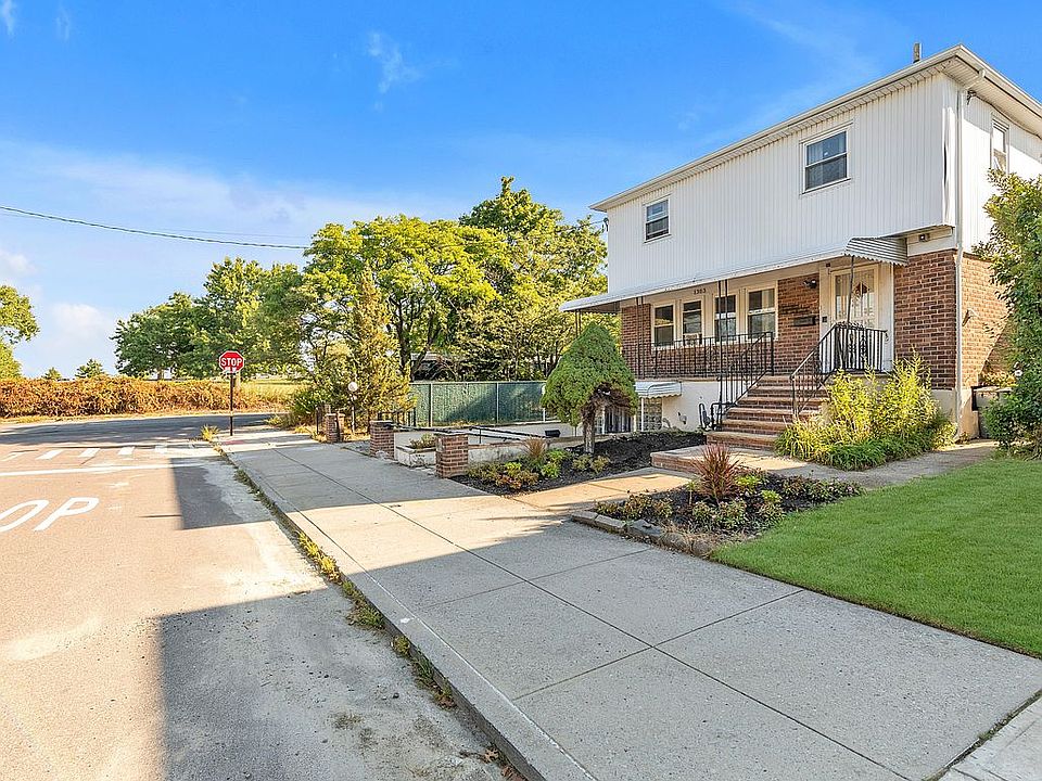 1st image of 13-03 209th St