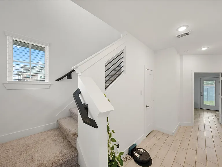 18814 River Overlook Ct — Photo 9