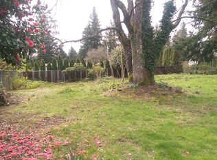 SE Mill St, Portland, OR 97233