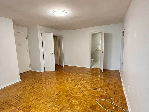 5th image of 374 7th St APT 12
