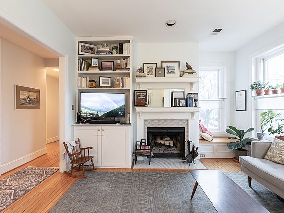 Living room configuration 1