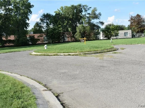 332 Francesco Ct #9, Dearborn, MI 48124
