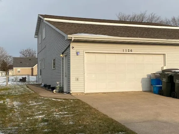 1126 High St, Kaukauna, WI 54130
