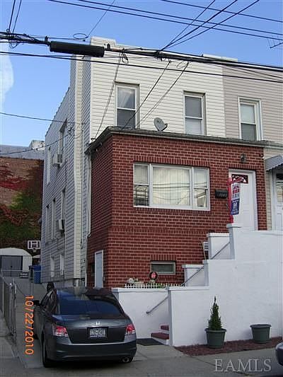 1st image of 1040 Revere Ave