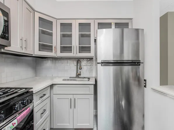 1035 Bryant Avenue image 28 of 37