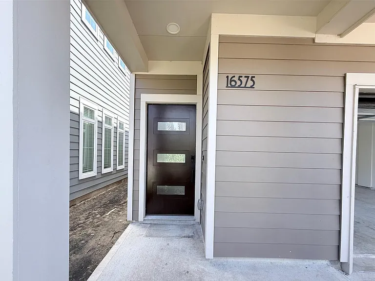 16575 Oasis Glade Dr — Photo 2