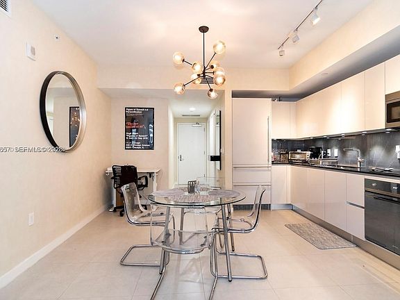 5th image of 1010 Brickell Ave #2508