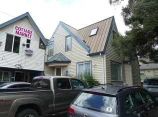 1661 Hilyard St, Eugene, OR 97401