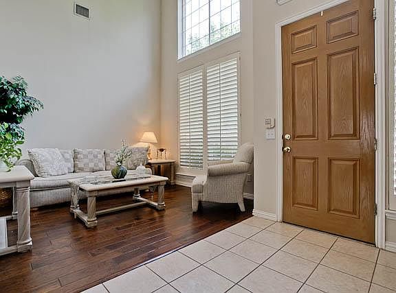 4th image of 8403 Emerald Glen Ln