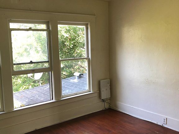 2nd image of 841 Olive Ave #841