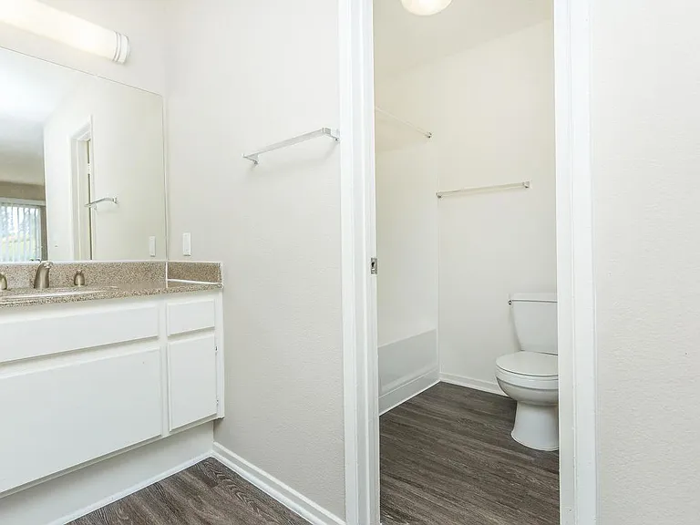 Trabuco Woods Apartment Homes — Photo 24