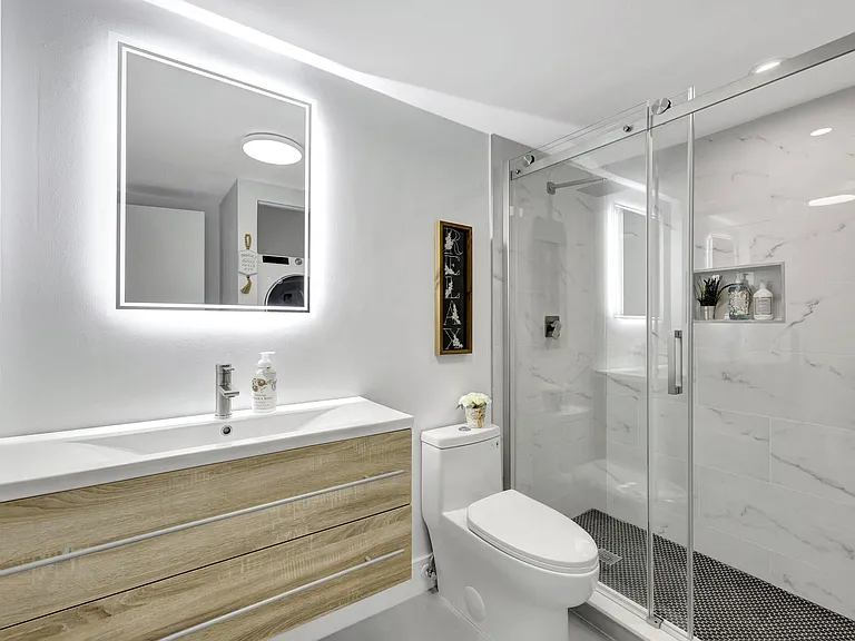 7898 Eastlake Dr #7D — Photo 31