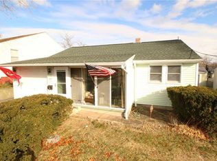 64 Strathcona Rd, Cranston, RI 02910