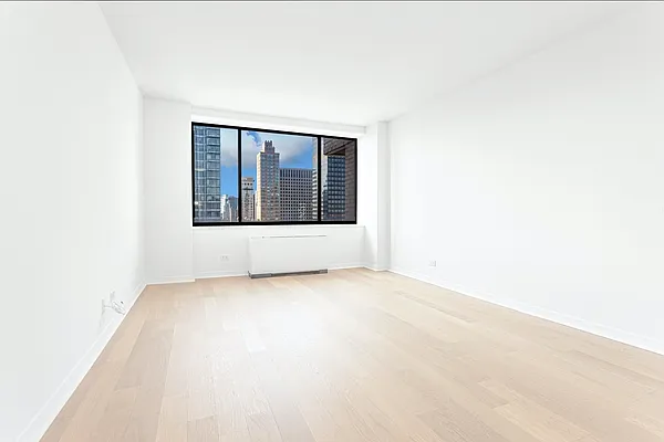 Rented by Olnick Organization | media 22