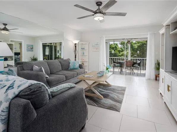 5499 Rattlesnake Hammock Rd #A206, Naples, FL 34113