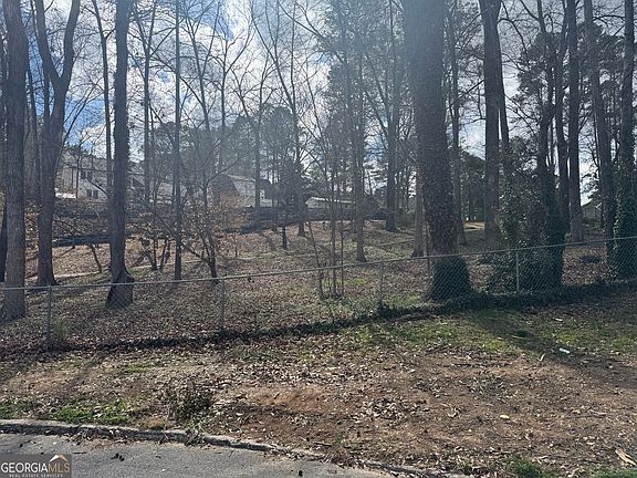 2nd image of 0 Heather Rd SE