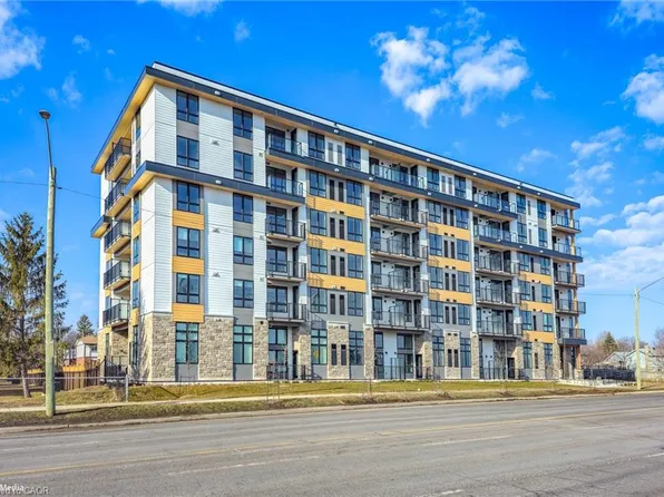101 Golden Eagle Rd #308, Waterloo, ON N2V 1C3
