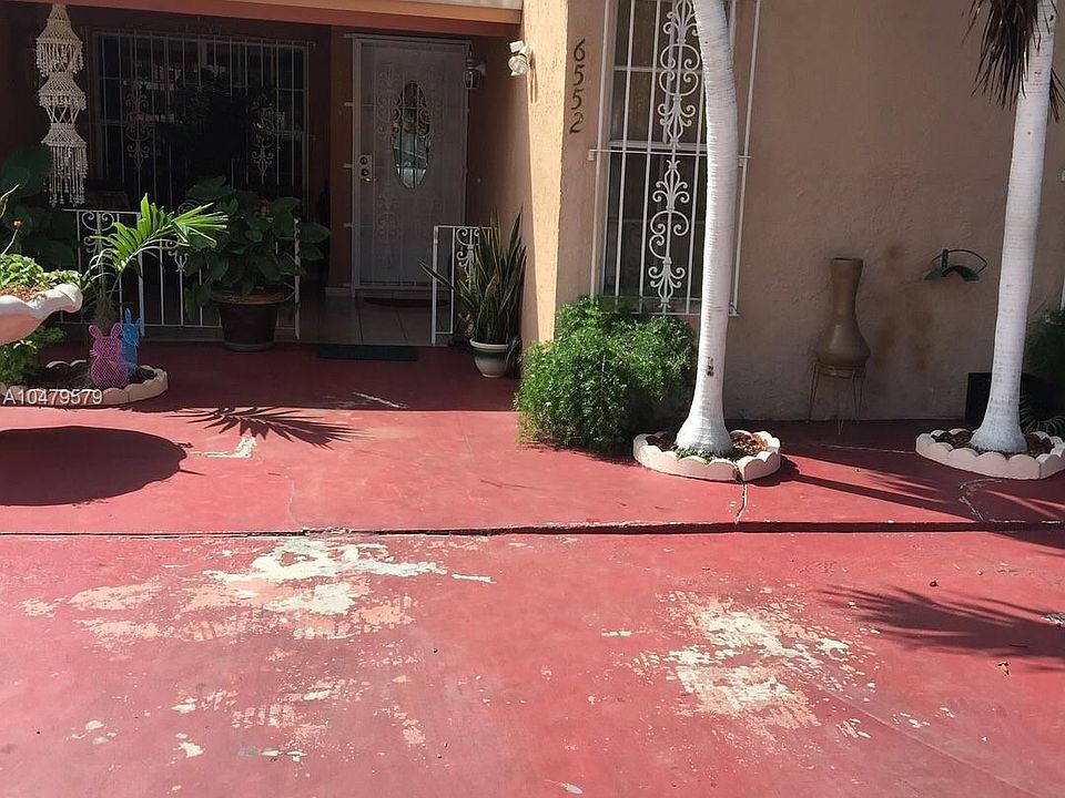 6552 w 2nd ct # 11 pic 2