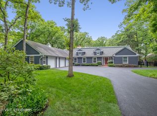 1602 Braeside Ln, Northbrook, IL