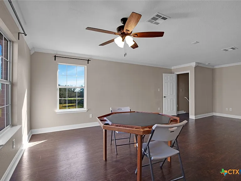 203 Bella Vista Cir — Photo 33