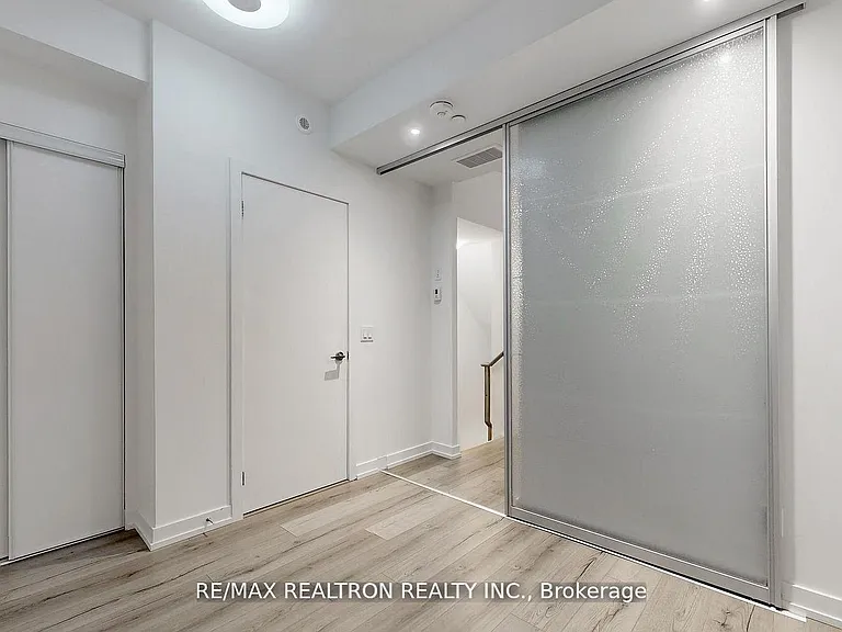 260 Finch Ave E #Townhouse 1 — Photo 16