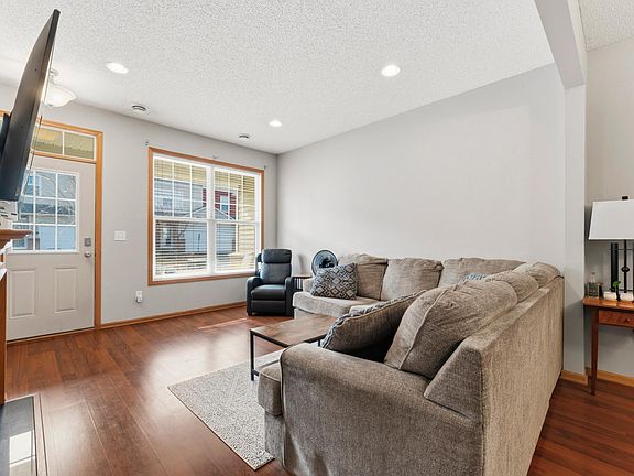 5th image of 282 Emory Ln SE