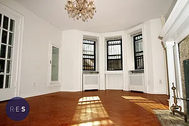 Rented by RES New York