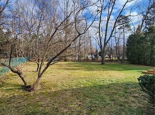 5939 Grovewood Dr, Mentor, OH 44060