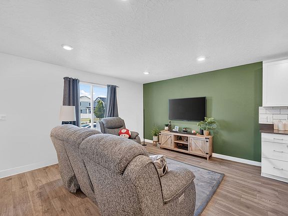 4th image of 3783 W Cold Spring Dr